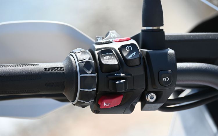 BMW R 1250 GS ADVENTURE Trophy (2023) - 5