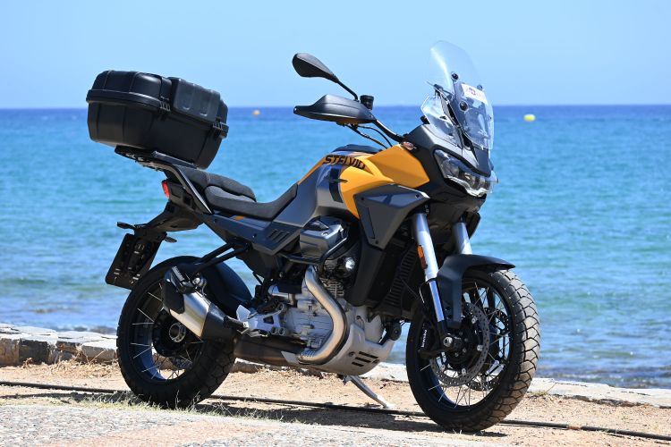 MOTO GUZZI  STELVIO 1000 (2024) - 1